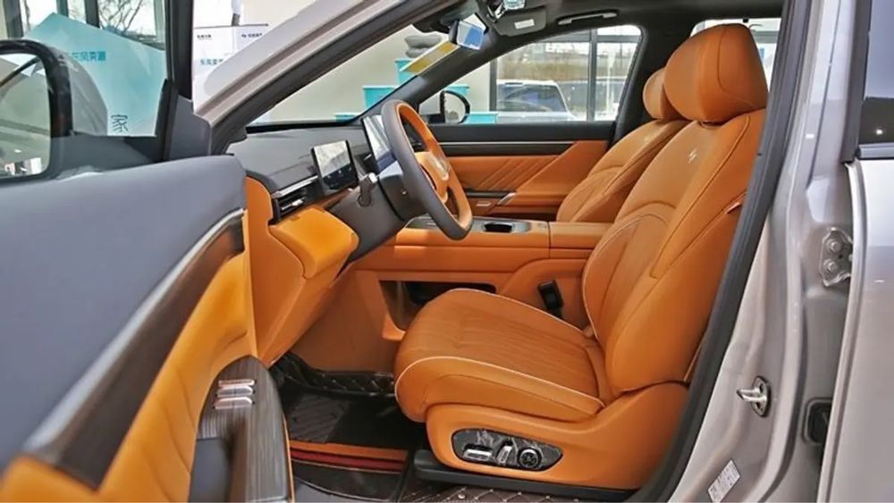 Dongfeng  EP 008, 636 km, 2025