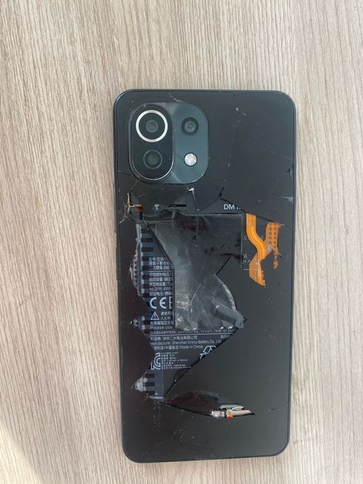 Продам телефон Mi 11 Lite 5G