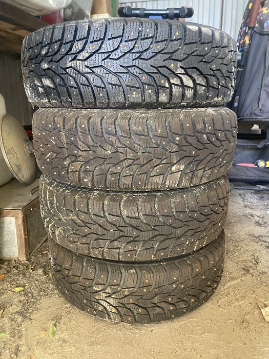 Продам 175/70 R13 с дисками шины зимные