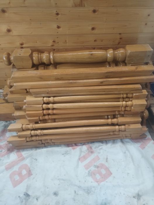 Stalpi balustrada lemn masiv