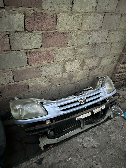 зад дверь Раум тойота