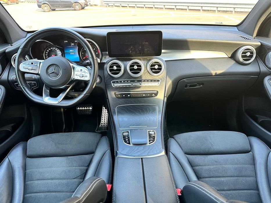 Mercedes Benz GLC 300d 4matic - AMG/Sistem audio surround Burmester®