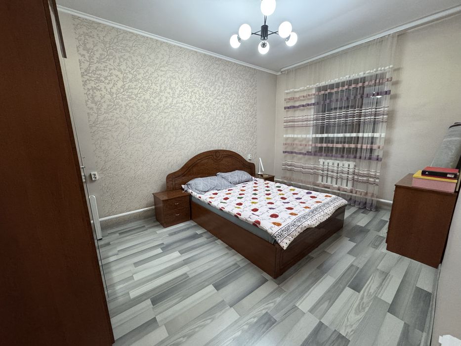 Продается спальный гарнитур