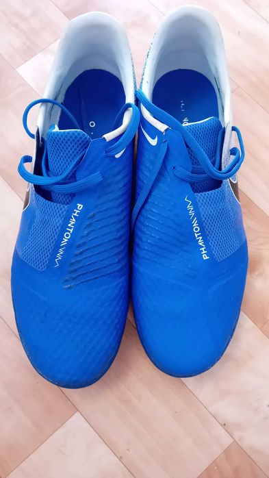 Маратонки Nike 42 размер