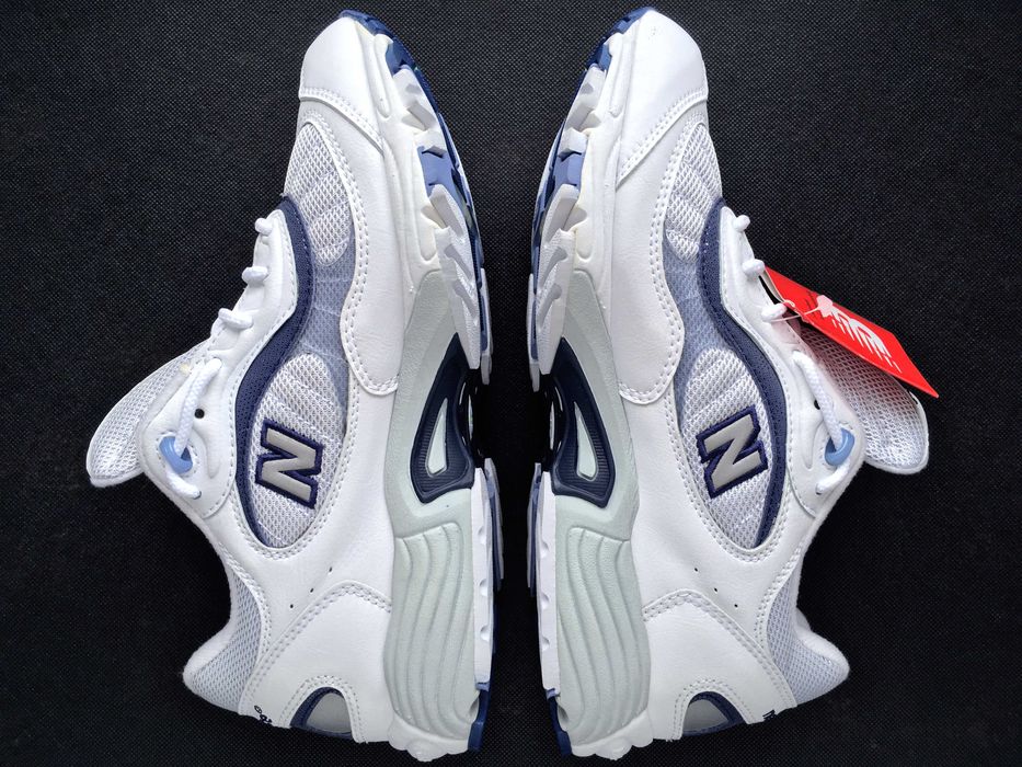 VINTAGE 1998 Made in U.S.A. New Balance® 753 Walkers — 9/8 B (26.0)