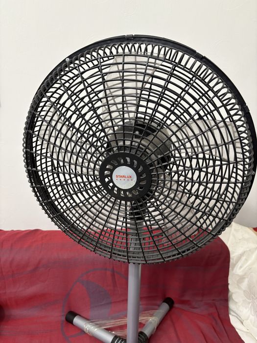 Вентилятор черный б/у