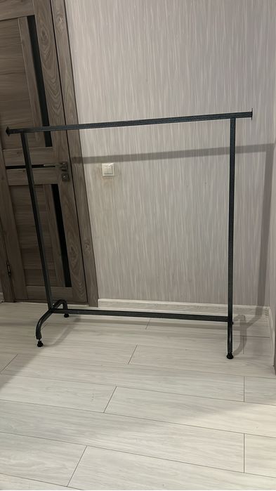 Стойка вешалка , рейлы для прихожей, детский