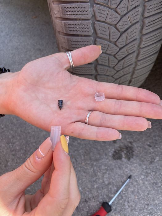 Гумени винтове, фитили за спукани гуми