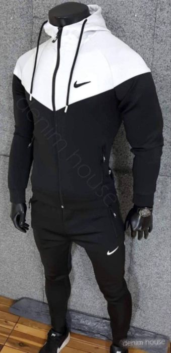 Мъжки екип на Nike