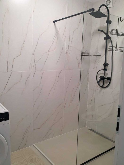 Închiriez apartament