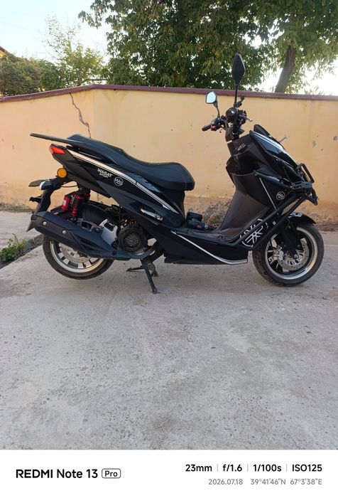 Skuter vasad sastayanasi zur