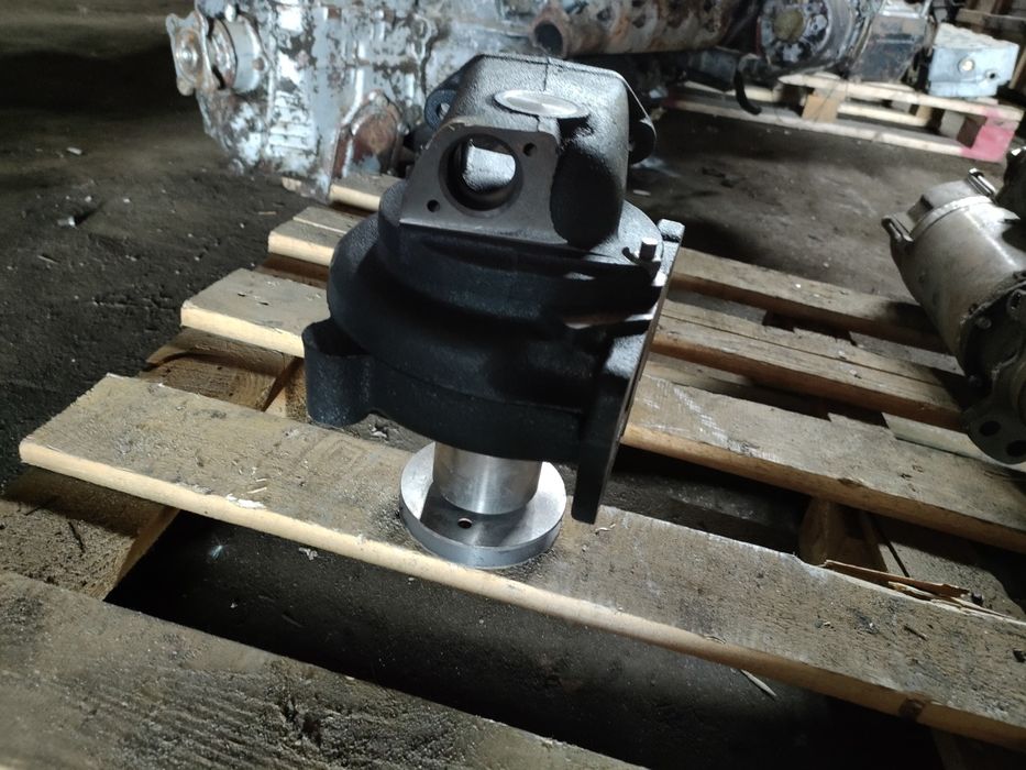 Насос водяной (помпа) Ямз-7511