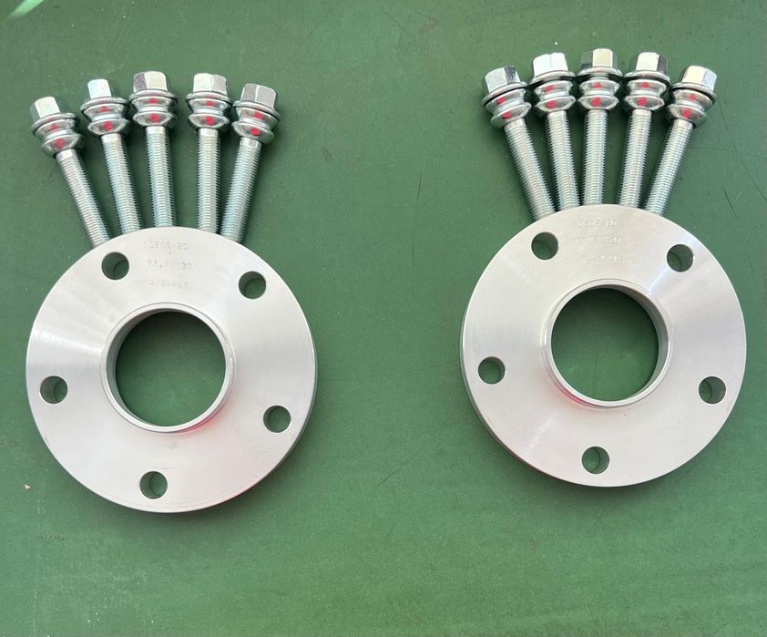 Flanșe Distantiere Porsche 15  20  25 30 mm cu prezoane