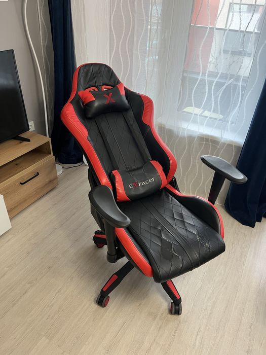 Продавам геймърски стол EXRACER