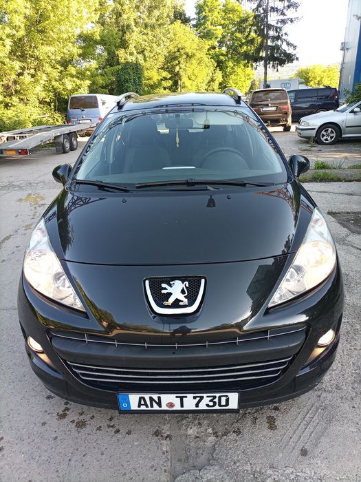 Peugeot 207 benzina 14 euro 5