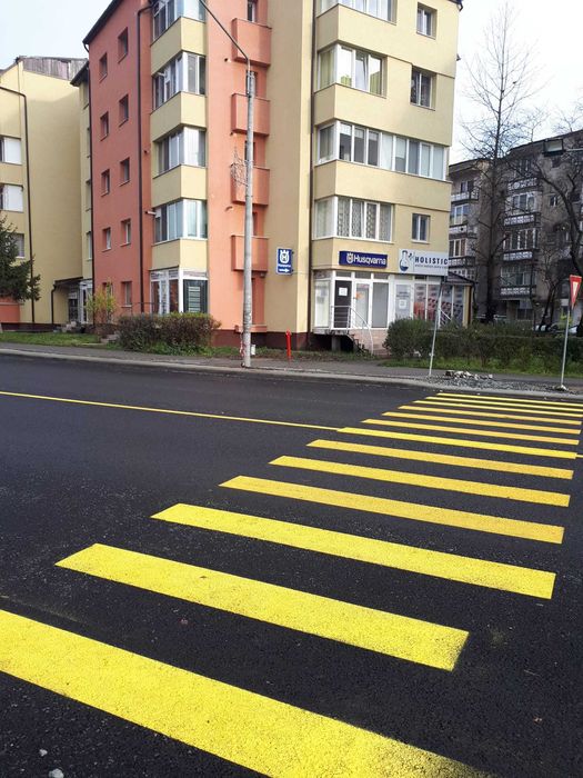 Închiriez spațiu comercial Calea Moldovei