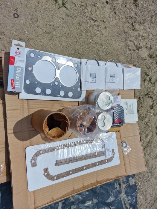 Set motor tractor fiat 211 215 camasi Segmenti cuzineți biela cuzineti