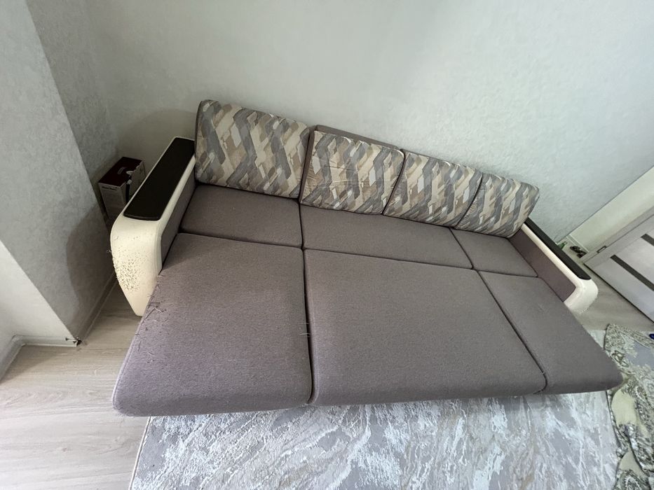 Диван для реставрации