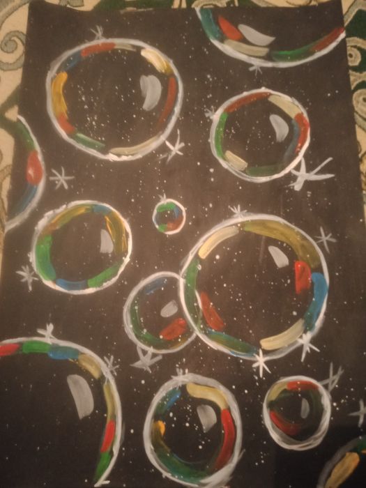 Қолдан салынған суреттер сатылады