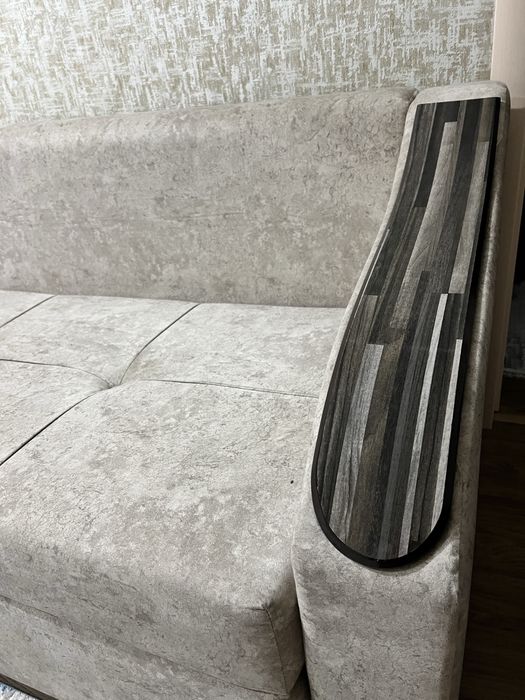 Продам диван б/у