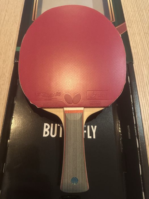 Paleta Butterfly Primorac Carbon Tamca 5000 + Tenergy 05 si 05 Hard