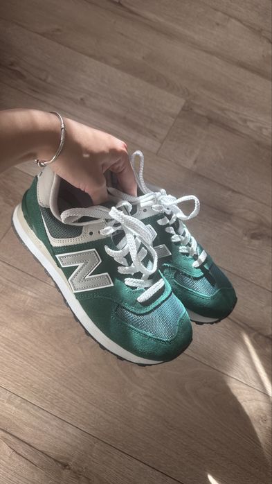 Adidasi originali New Balance 574, culoarea verde inchis
