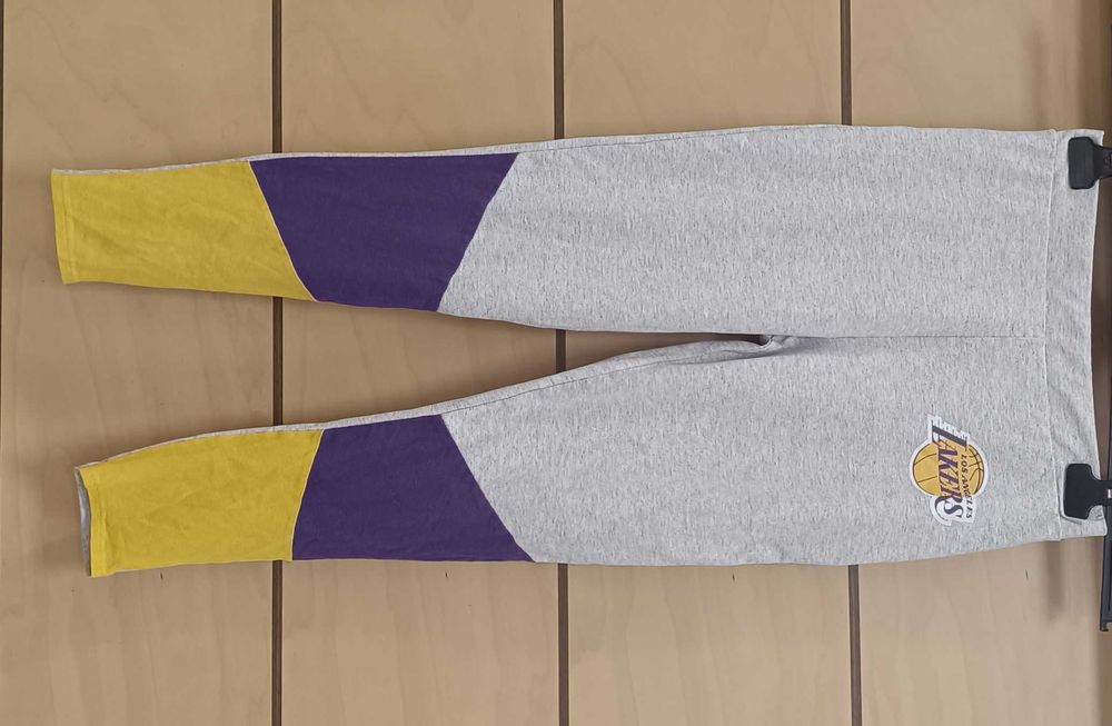 Lakers-12/13годишно-158см-Много Запазено