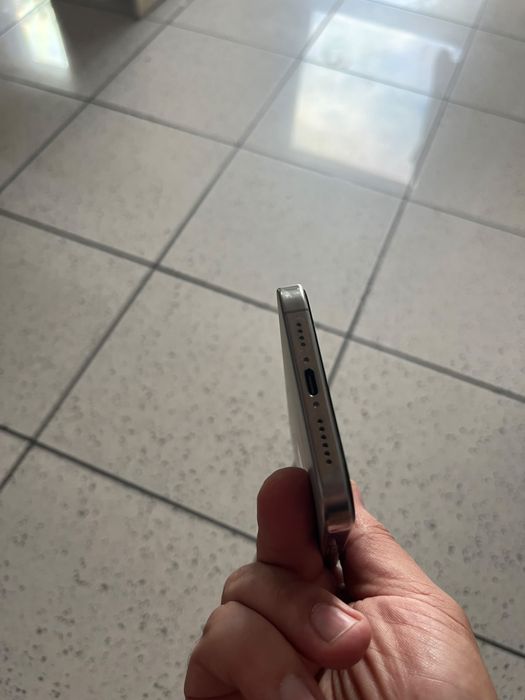 Iphone 16 pro max impecabil