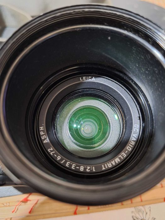 Aparat foto Pansonic in stare perfecta de functionare - Lumix DMC FZ 5 12X