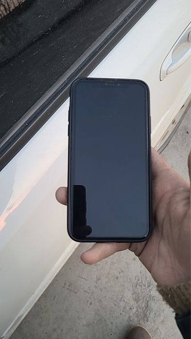 IPhone x yaxshi tell qilinglar gaplashamz