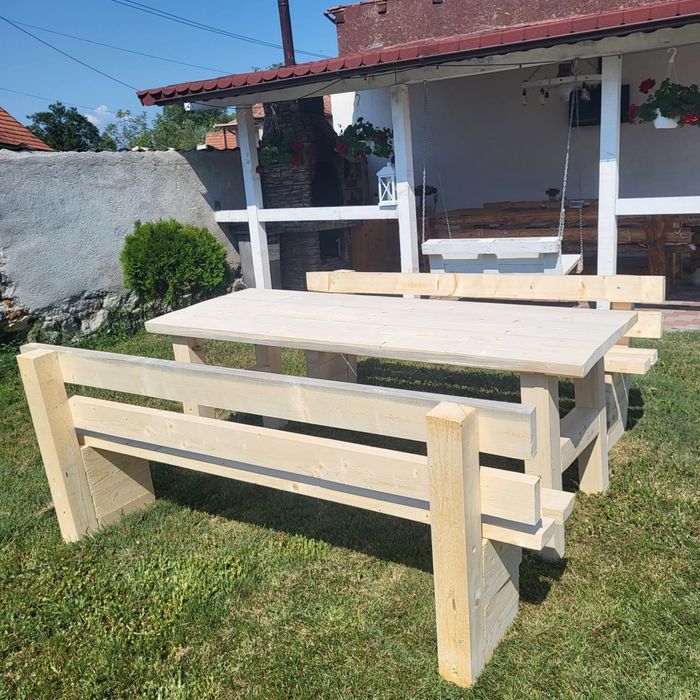 Set rustic masa cu băncuțe