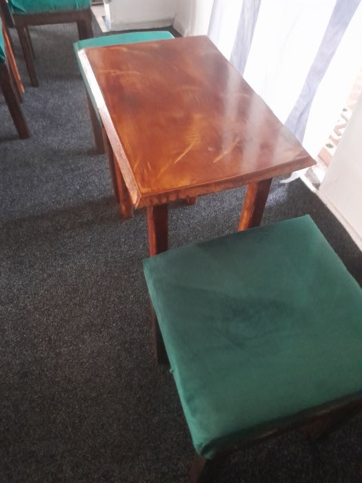 Masa cu scaune de van,are diferite modele