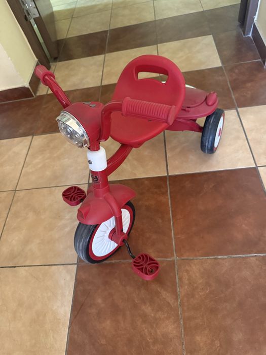 Продам беговел и трех колесный велосипед