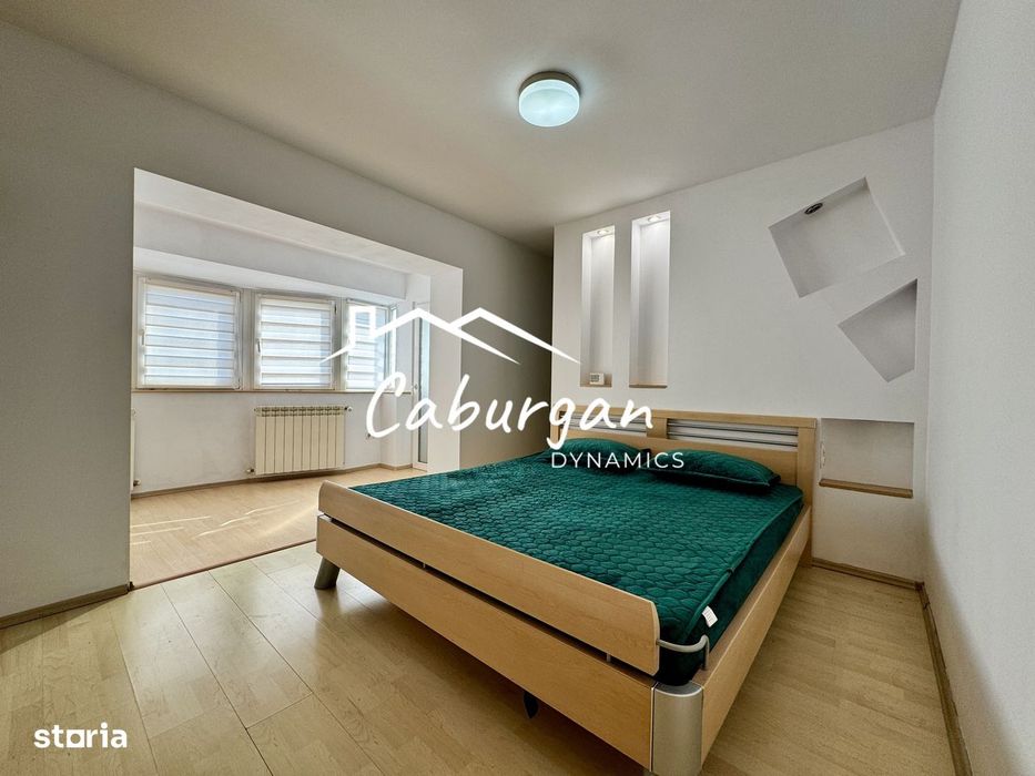 Apartament cu 3 camere, 80mp utili + balcoane, etaj 1/4, lift, Centru