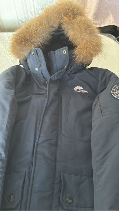 Мужской пуховик  с капюшоном на меху