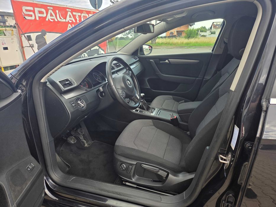 VOLKSWAGEN Passat 2012 — imagine 5