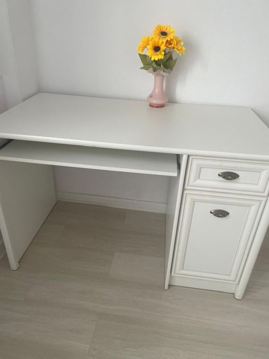 Продаю Письменный Стол