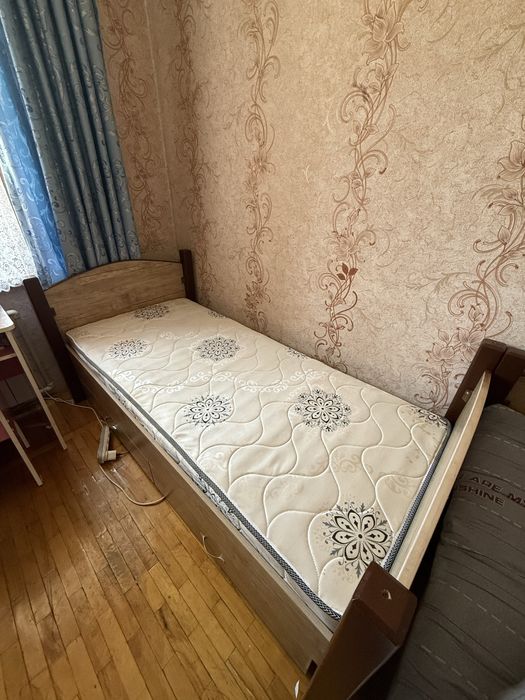Деткие кровати, 2шт в отличном состоянии вместе с матрасами
