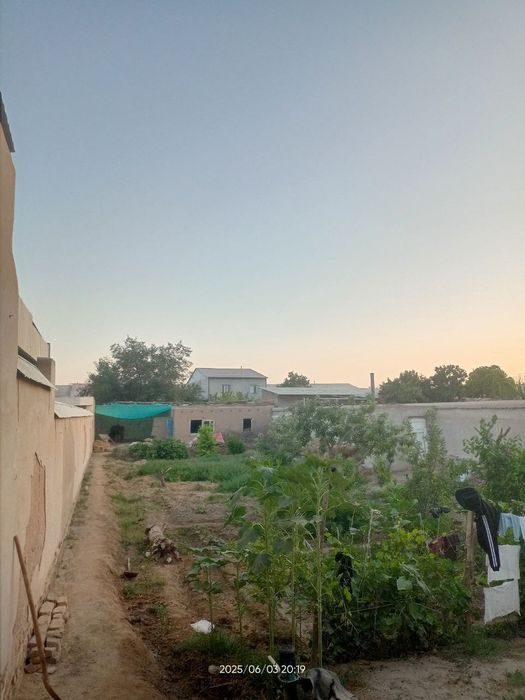 ховли жой сотилади