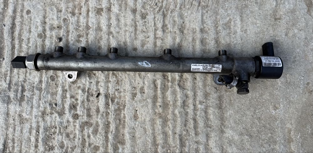 Горивна рейка - Mercedes C(w204)