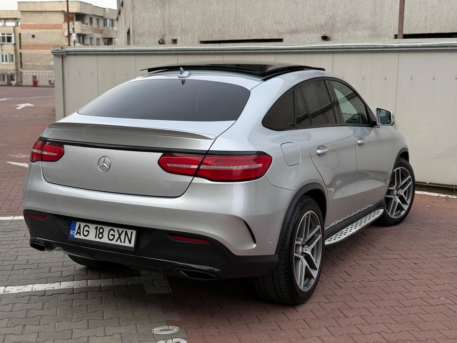 Mercedes Benz GLE AMG Line -- 350d