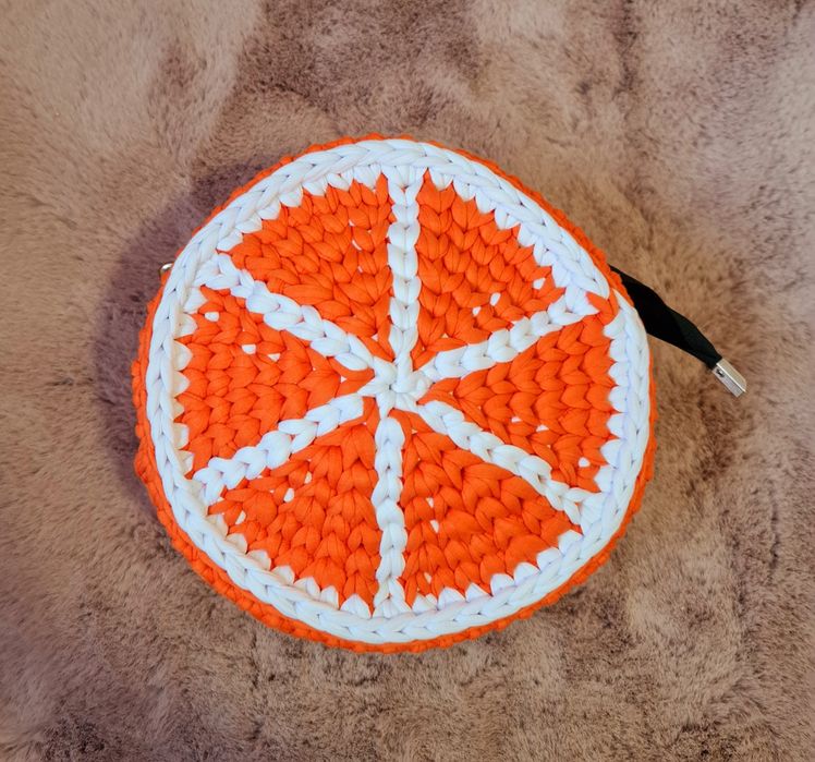 Дамски плетени чанти на една кука