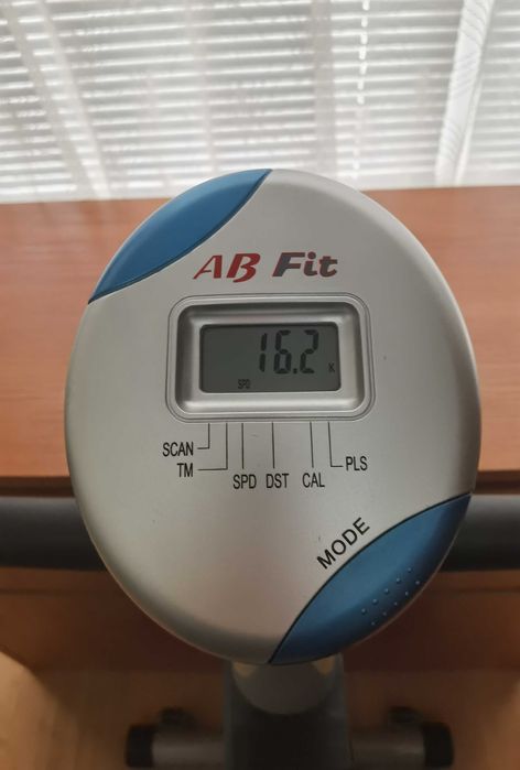 Продавам велоергометър