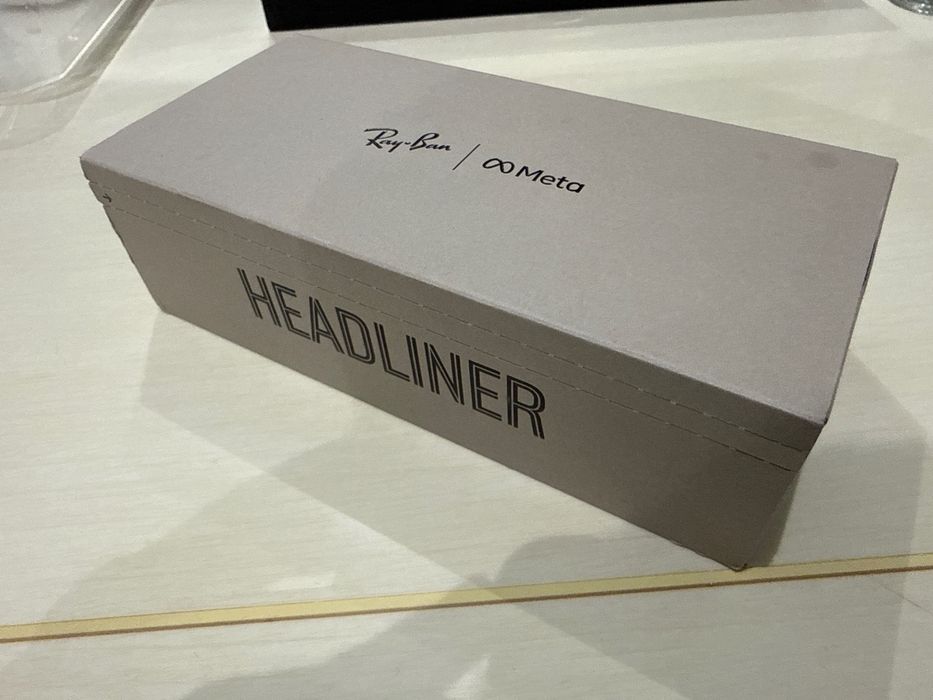 Ray ban meta gen1 290$