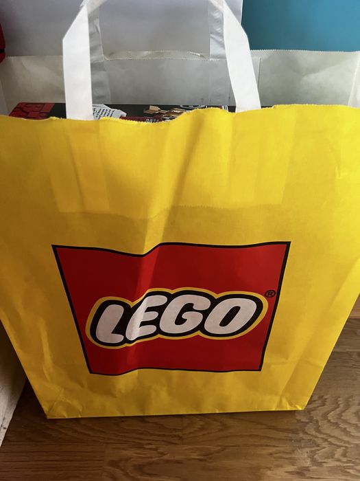 Конструктор LEGO Icons - McLaren MP4/4