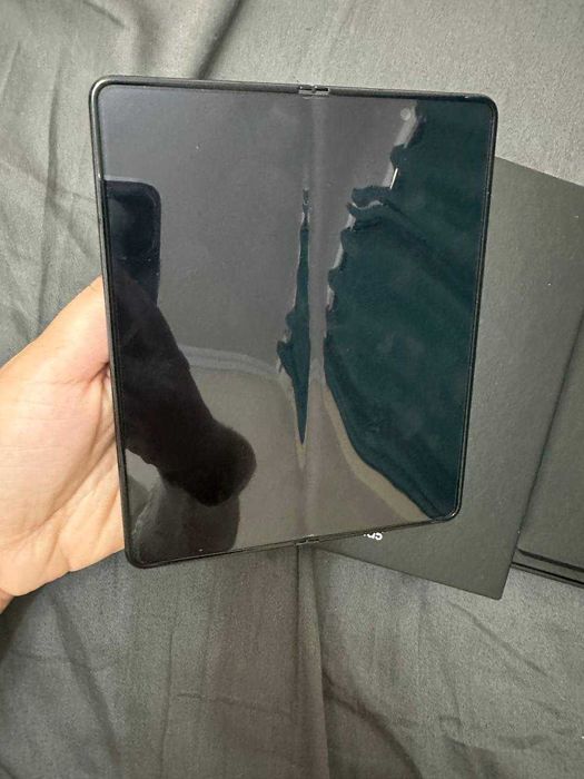 Samsung Galaxy Z Fold 5
