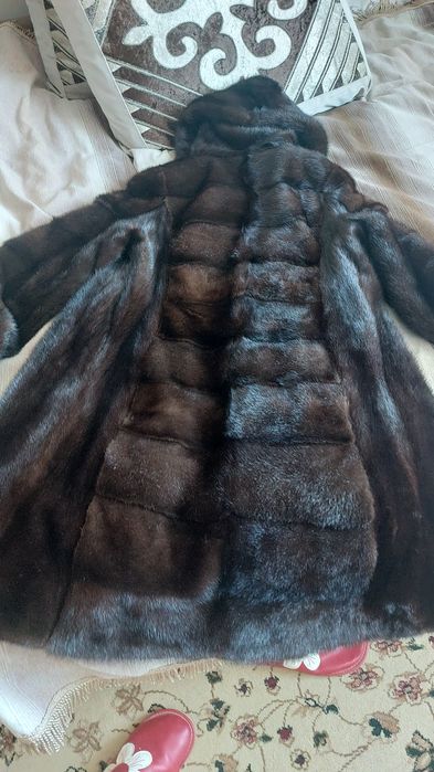 Норковая шуба  до колена дёшево 46-48р