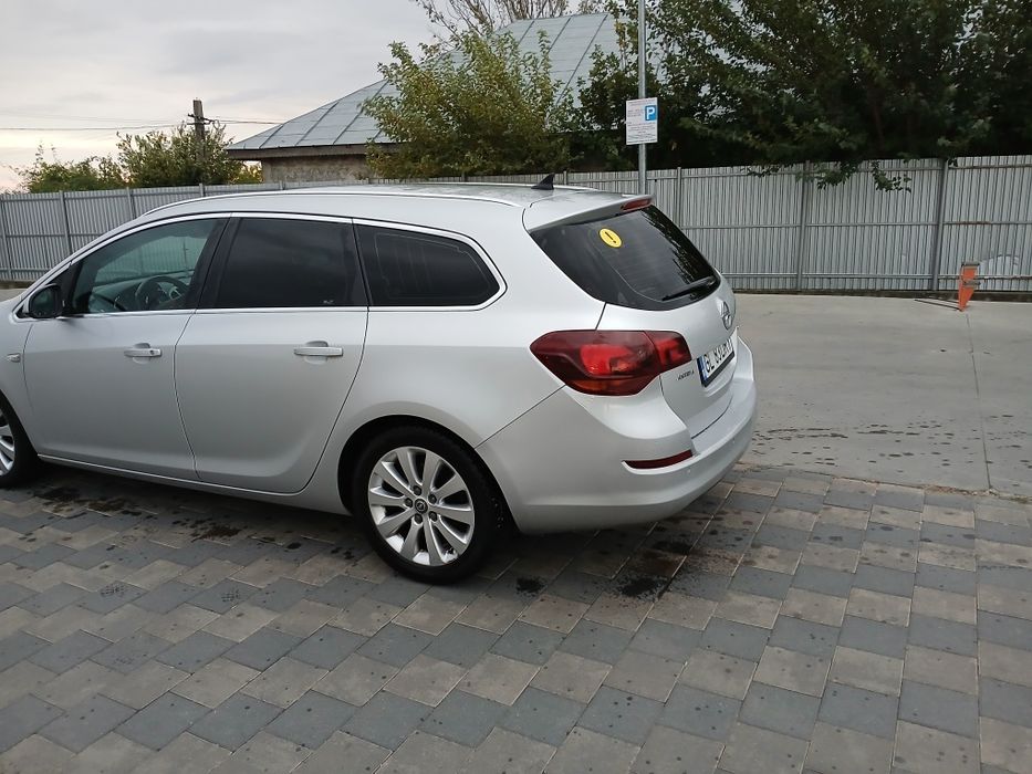 De vanzare Opel Astra Sport Tourer