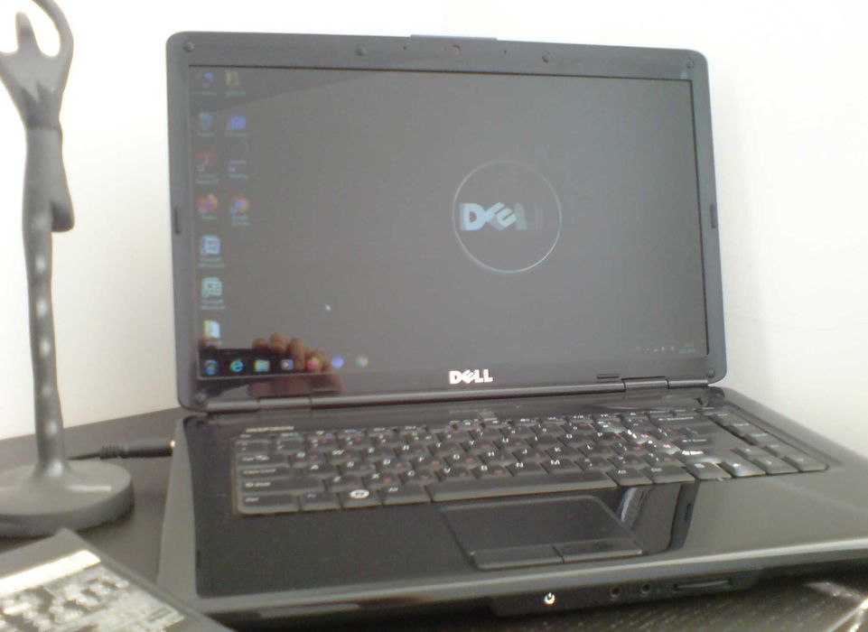 Dell Inspiron 1545