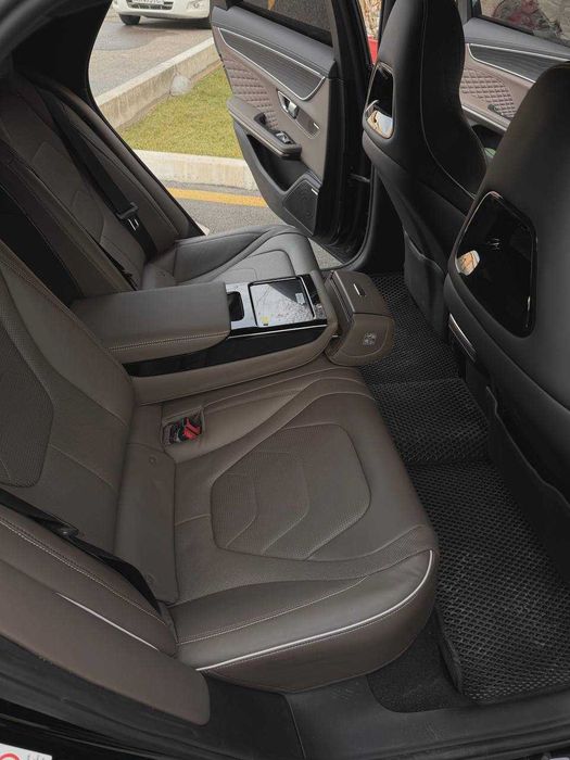 Расрочка ХАН два мотора черный 2023 год